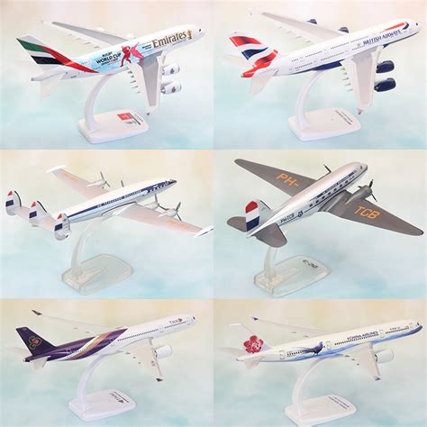 美国航空AA波音B777-300 N717AN 1:200塑料拼装客机飞机模型 37cm_虎窝淘