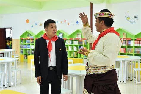 走进中国最偏远的中小学校 拼多多“为你读书”公益行动抵达疆藏_国内新闻_国内国际_新闻频道_福州新闻网