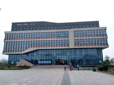 我院图书馆工作人员赴徐州工程学院图书馆参观学习-江苏省徐州技师学院