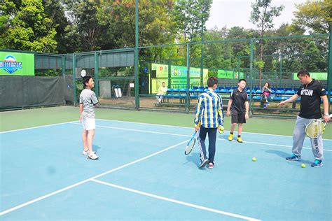 网球培训儿童班 - 体育培训 - 四川川投国际网球中心开发有限责任公司