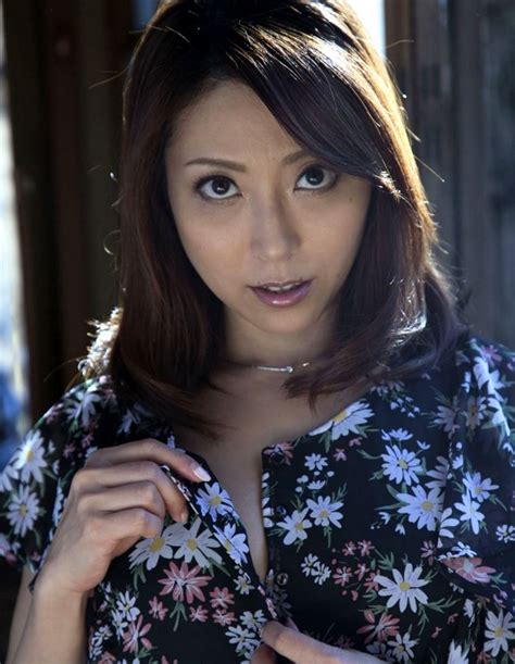 [일본 그라비아 배우] 늦은 나이에 시작하여 급성장한 Yuuko Shiraki 시라키 유코(白木優子) : 네이버 블로그