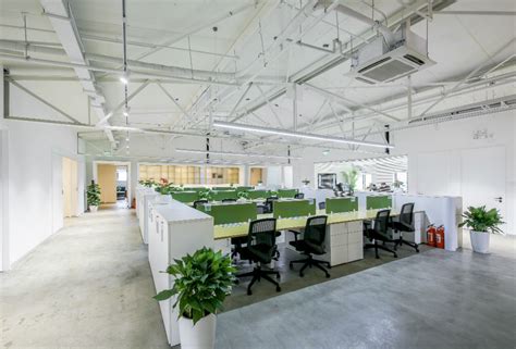 厂房办公室装修设计效果图_岚禾设计