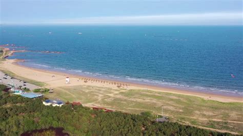 2023银沙滩海水浴场游玩攻略,青岛银沙滩位于青岛经济技术...【去哪儿攻略】