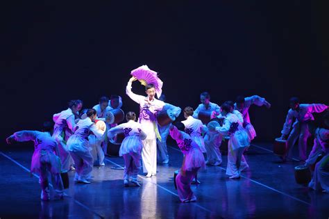 文化 _ 美翻了！“长三角”舞蹈精英汇聚上海，舞之蹈之尽是江南诗意