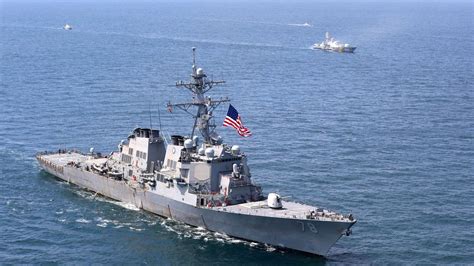 美国海军福特号航母完成海试 将于今年夏天服役