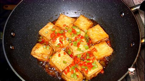 【清炒豆腐皮的做法步骤图，清炒豆腐皮怎么做好吃】素食者的菜谱_下厨房