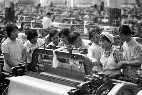 70年砥砺前行，中国纺织业跃上“世界巅峰”-纺织服装周刊