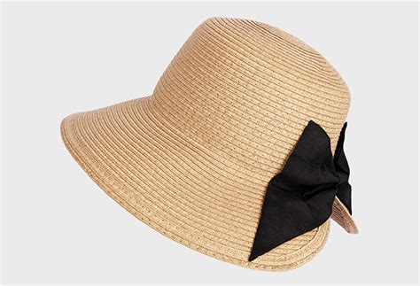 和兴帽子厂定制各种帽子，常年给许多东莞帽子厂家定制运动帽，促销帽