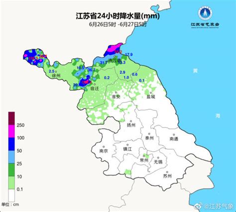 江苏省淮北地区出现强降雨 多地发布预警信号