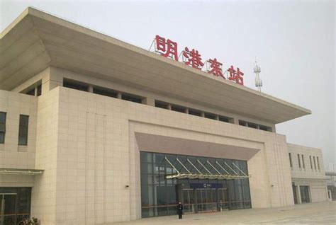 中国唯一同时拥有飞机场、高铁站、火车站的小镇在信阳，为啥恁牛？ _凤凰资讯