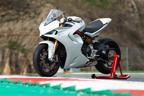 Ducati_SuperSport_950_2021_details-19 - Actu Moto