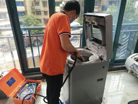 选购清洁设备高压清洗机的三大技巧-清洁资讯-深圳洁臣士清洁系统有限公司