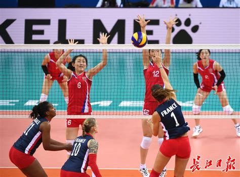 军运会女排比赛中，朝鲜队3：0胜法国队_赛况_2019专题_长江网_cjn.cn