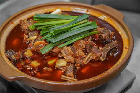 涮烤一体牛排火锅,中国菜系,食品餐饮,摄影素材,汇图网www.huitu.com