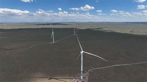 华能内蒙古巴林右旗20万千瓦高比例储能+生态修复风电项目成功并网-龙船风电网