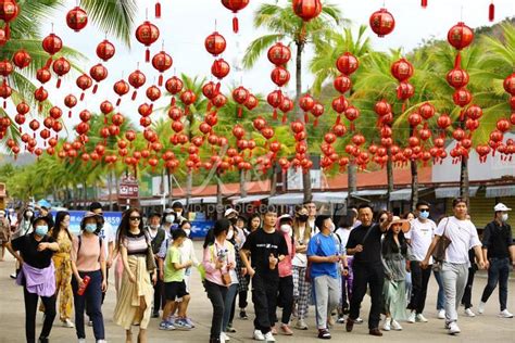 海南三亚：春节临近 旅游升温-人民图片网