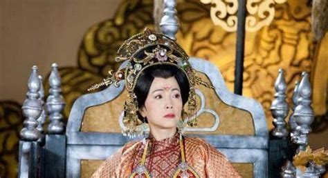 有个唐朝公主嫁到武家，一心想当皇太女，最后被李隆基杀死|李显|武则天|韦氏_新浪新闻
