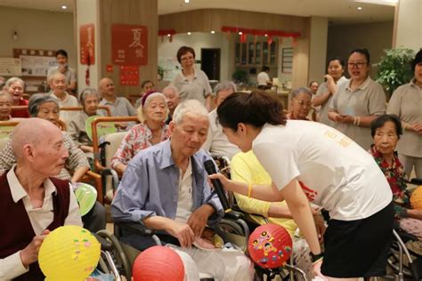 社区养老管理系统开发满足老年人多样化、多层次的需求-易微帮