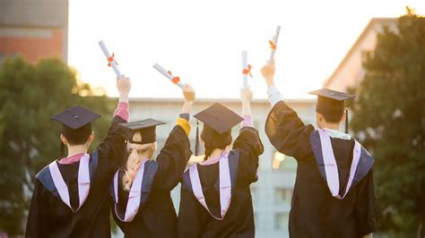 去年陕西高校毕业生初次去向落实率为86.98% 工学类毕业生更受用人单位青睐 - 西部网（陕西新闻网）