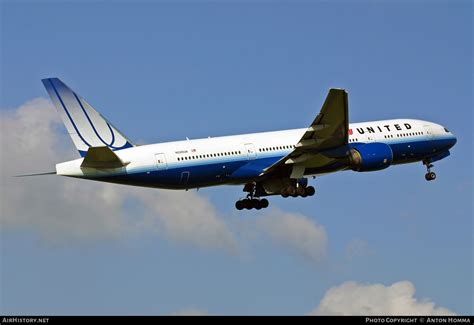 Aircraft Photo of N220UA | Boeing 777-222/ER | United Airlines ...