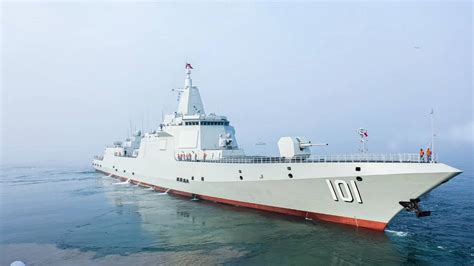 当地时间4月3日，日本海自今年3月19日入列的“摩耶”级驱逐舰次舰…_凤凰网