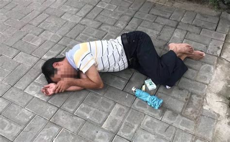 是心大还是命大？男子酒后睡马路、行人隧道"漫步" 下一秒…_深圳新闻网