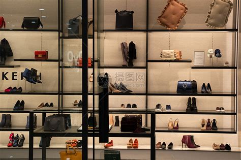 纽约时装周上最美的鞋子和包包都在这里了 _趋势报告_时装发布频道_VOGUE时尚网