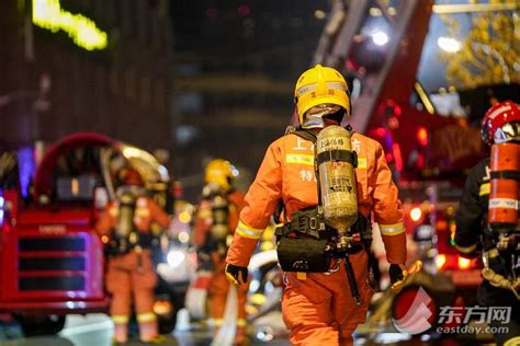 47辆消防车、400余名消防员深夜集结！一场大型演练在上海市中心上演_社会热点_社会频道_云南网