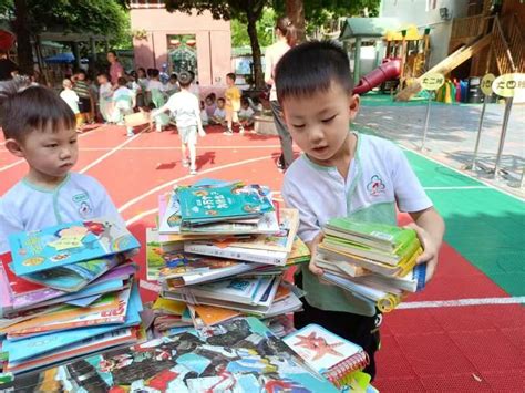 图书馆赴我校附属幼儿园开展捐书活动-新闻网