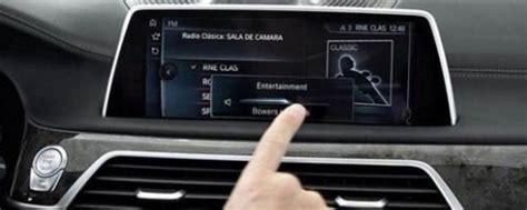 手机映射到车载中控屏 手机与车载系统怎么连接