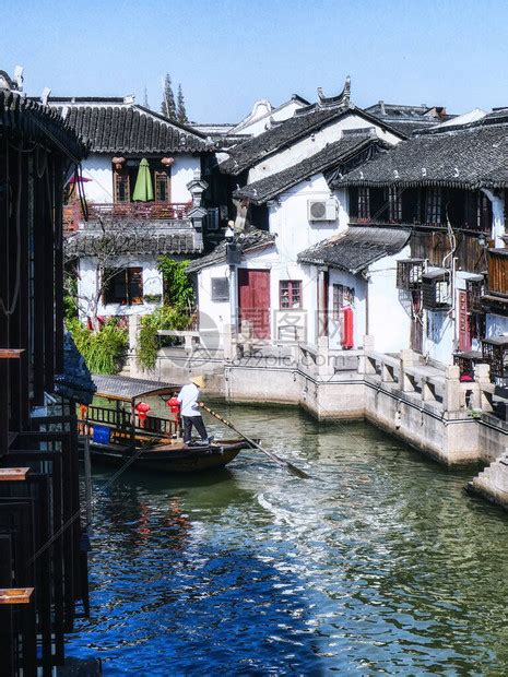 朱家角是位于上海市青浦区的一座古水镇高清图片下载-正版图片506455225-摄图网