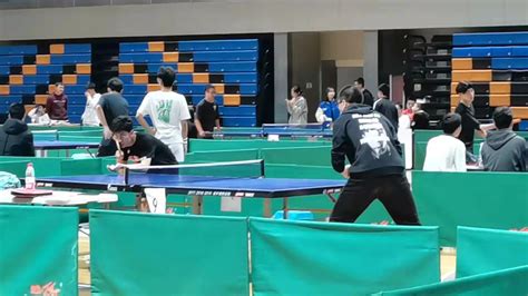 我校举行第六届“新生杯”乒乓球大赛-南京财经大学