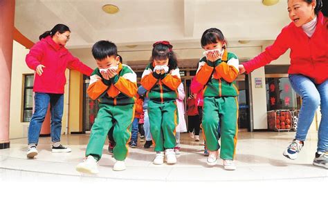 内江市中小学生线上观看“2023年春季全国中小学消防安全公开课”