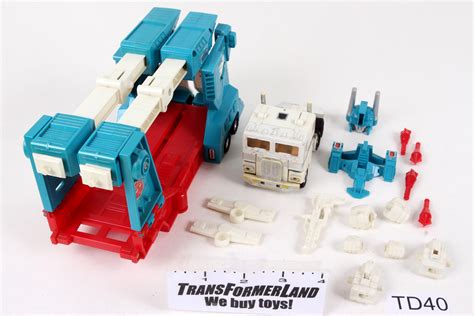 Complete Transformers® G1 Ultra Magnus SKU 341525 | Transformerland.com ...