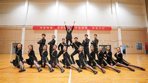 我校在2021年“舞动中国——排舞联赛”全国总决赛中获特等奖