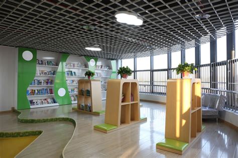 蚌埠市辖四区第一家图书馆开馆运行-龙子湖区图书馆-蚌埠市龙子湖区图书馆