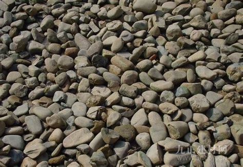 湖南鹅卵石长沙鹅卵石景观石驳岸石头黄石雨花石麻石泰山石-阿里巴巴