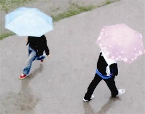渐行渐远动漫图片