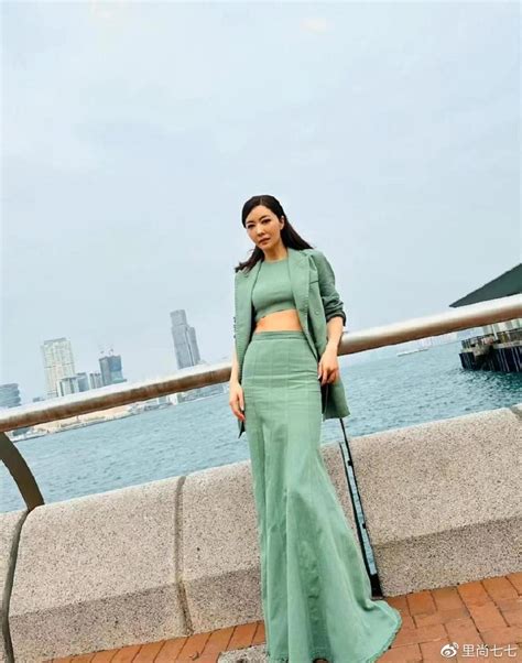熊黛林发型如何梳理图片