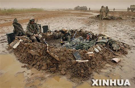 直击: 2003年伊拉克战争16个震撼镜头实录|伊拉克战争|巴格达|陆战队_新浪新闻