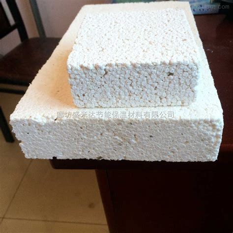 岩棉板作为环保节能的新型建筑材料具有哪些优势-哈尔滨远大耐火保温材料厂