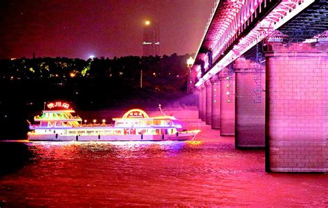 武汉长江大桥怎么坐船 武汉坐轮渡游船的方法 - 旅游资讯 - 旅游攻略