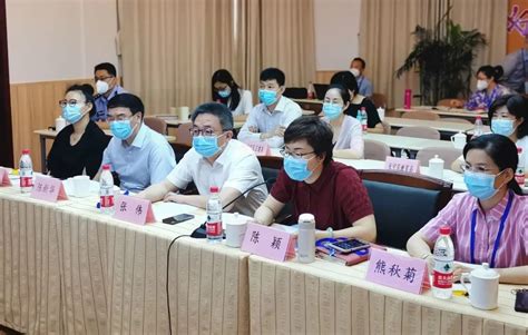 上海市长宁区人民政府-长宁区教育局-区级新闻-多措并举，全力护考！区领导巡视高考工作