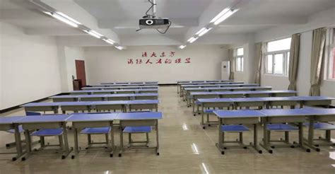 六安中学开展开学前教师培训活动_六安中学