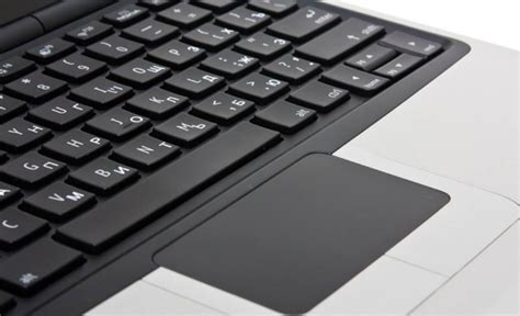 笔记本电脑如何禁用自带键盘 - 系统运维 - 亿速云