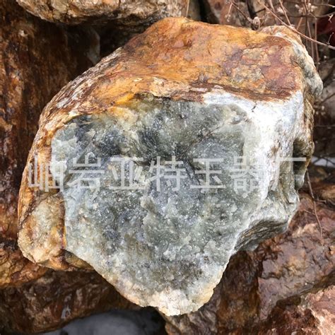 安居天然白水晶原石摆件一斤装毛料雕刻料籽料矿石-阿里巴巴