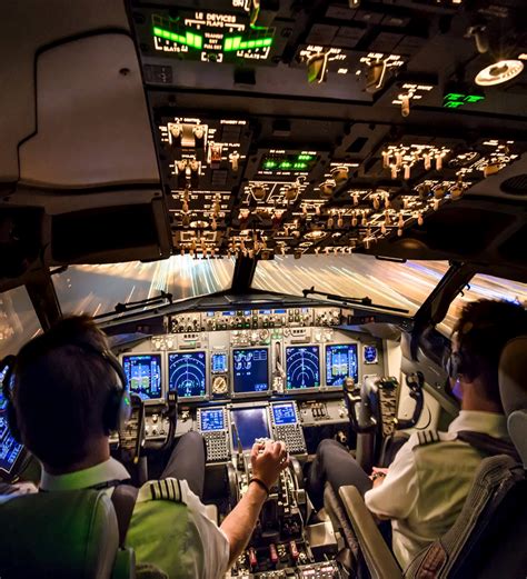 LG-A320型 空客A320飞机动感飞行模拟器_飞机实训 飞机模拟器 教学设备_北京理工伟业公司生产