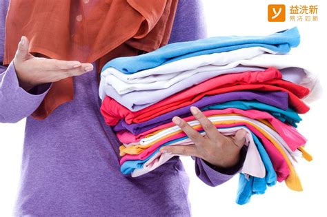 衣服不是穿坏，而是被洗坏的！常见的洗衣误区，你中了几个？_衣物清洁_什么值得买