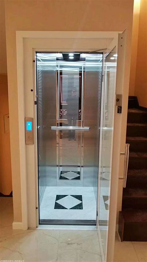二层家用电梯一般多少钱 家庭电梯价格 荣凯室内电梯价格简易电梯