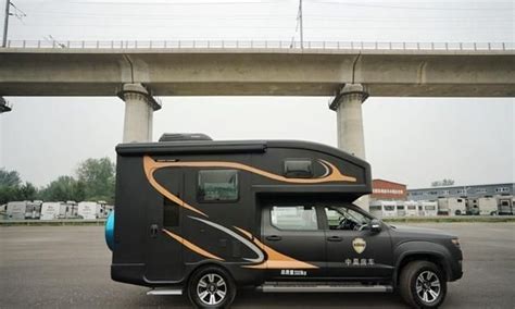 一部能越野的四驱房车——2019款黄海N3双排皮卡上市-新浪汽车